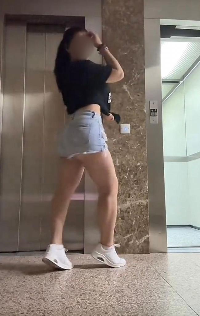 623201846: Chica busca chico en Mallorca