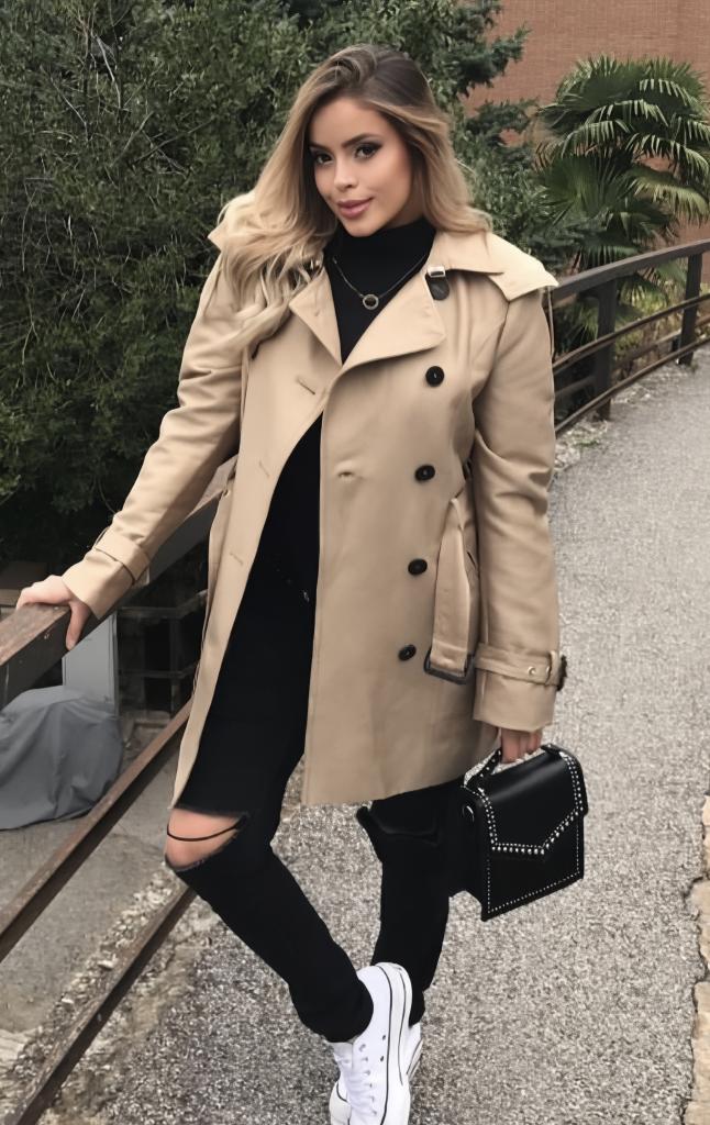 631632239: Chica busca chico en Barcelona