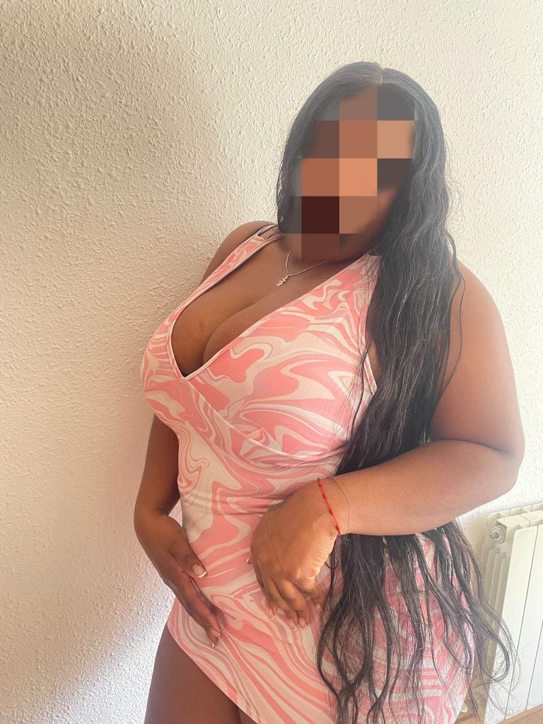 672914530: Chica busca chico en Tarragona