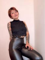 634284083: Chica busca chico en Barcelona