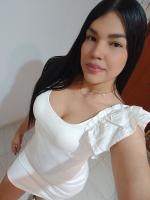 613902396: Chica busca chico en Sevilla