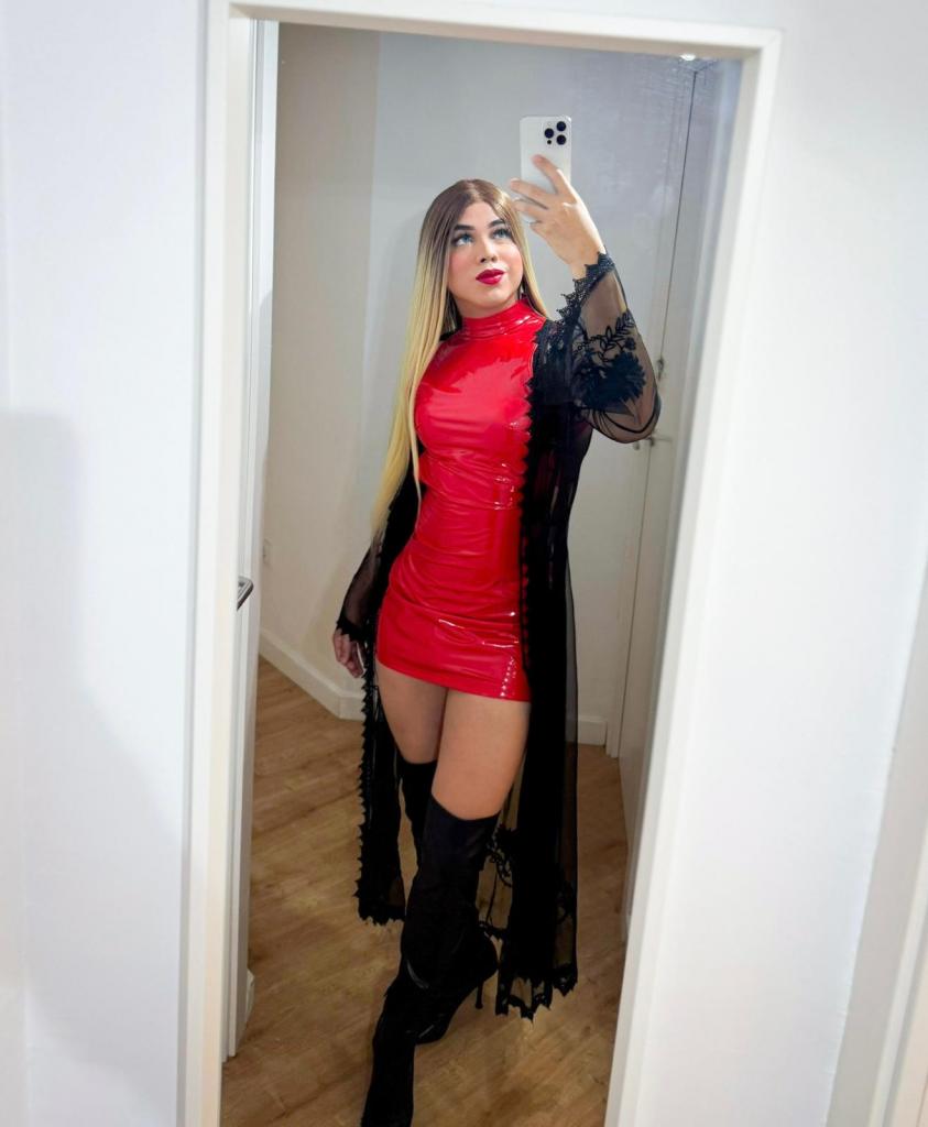 632092845: Transexual en Barcelona