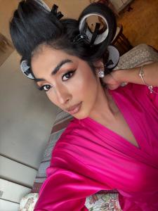 672317197: Travesti en León