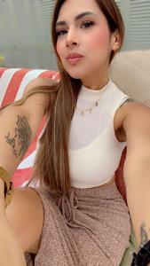 615694299: Chica busca chico en Madrid