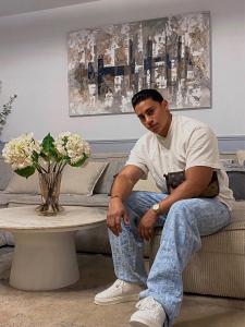 600275601: Chico busca chica en Valencia