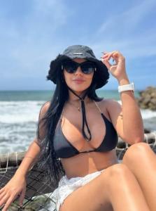 605671902: Chica busca chico en Málaga