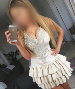 604221422: Chica busca chico en Barcelona