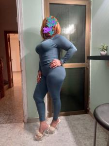 614289096: Chica busca chico en Tenerife