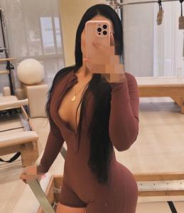 604211242: Chica busca chico en Madrid