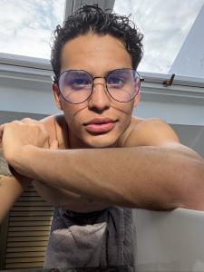 600029977: Chico busca chica en Las Palmas