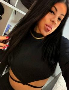 Chica busca chico en Menorca: 