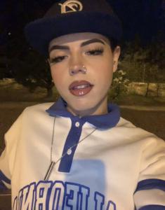 Chico busca chica en Granada: 