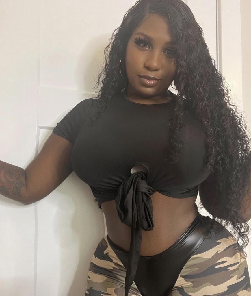 624918889: Chica busca chico en Cantabria