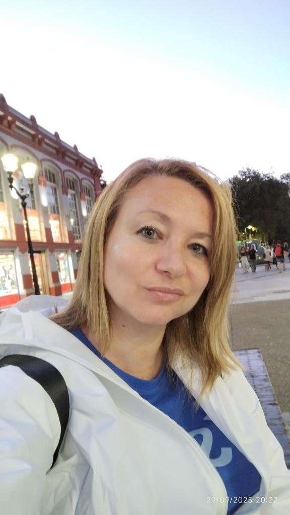 601569450: Chica busca chico en Asturias