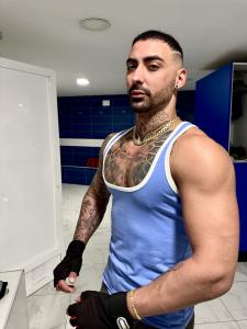 Chico busca chica en Alicante: 