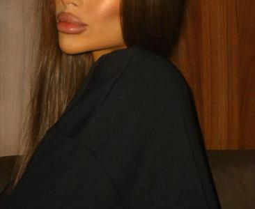 654215383: Chica busca chico en Melilla