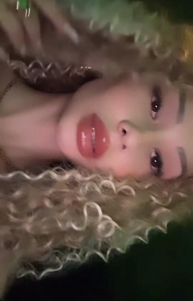 Chica busca chico en Huelva: 