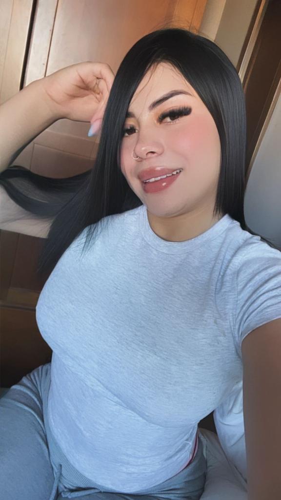 Chica busca chico en Almería: 