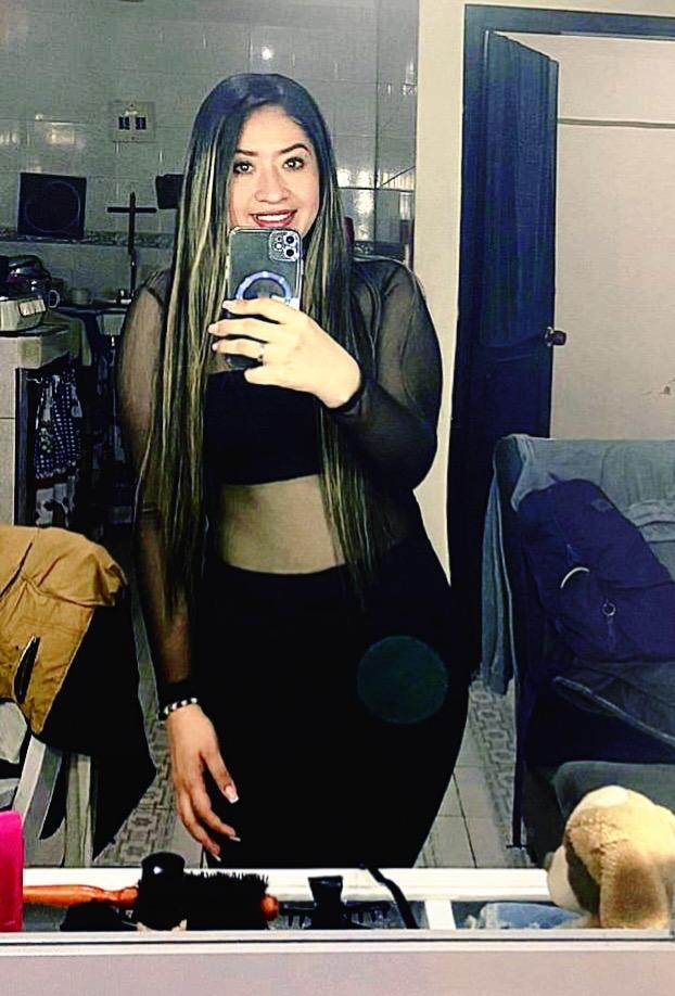 613619746: Chica busca chico en Sevilla