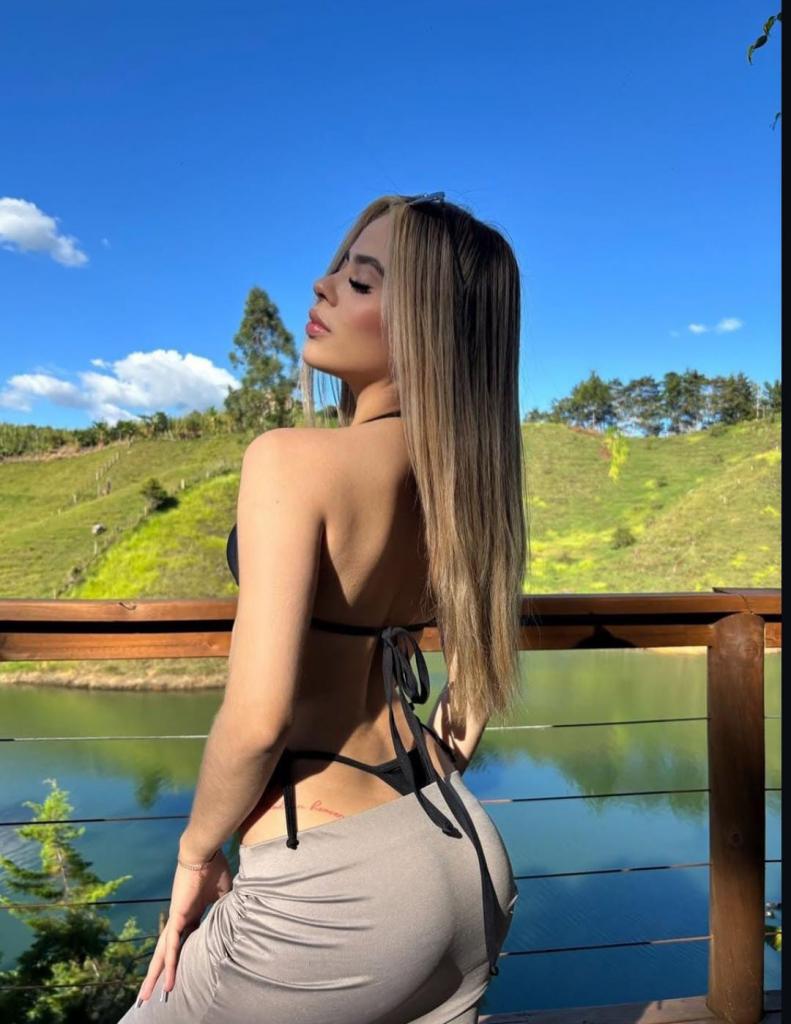 Chica busca chico en Murcia: Chica busca chico