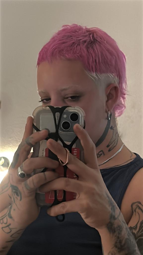 653148093: Chica busca chico en Madrid