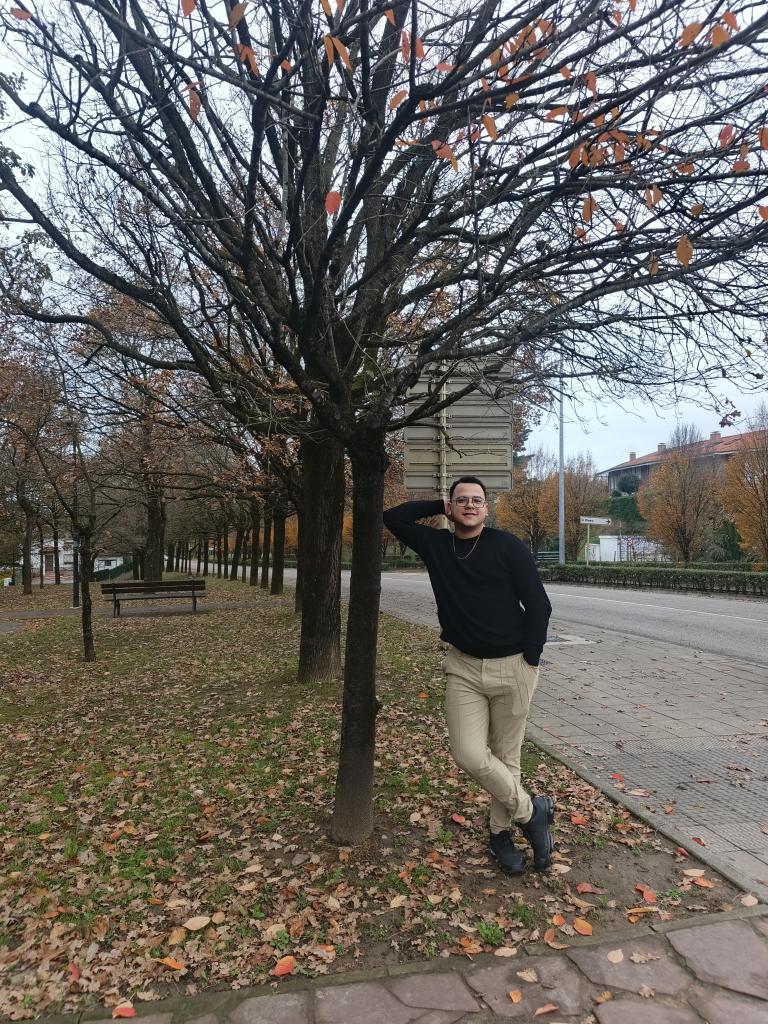 614249756: Chico busca chica en Asturias