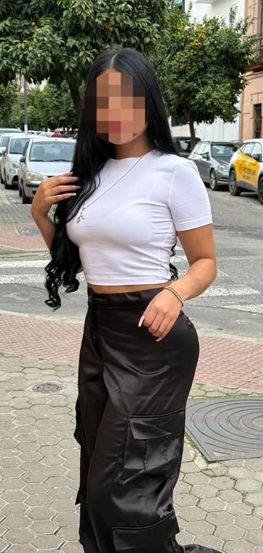 623158502: Chica busca chico en La Coruña