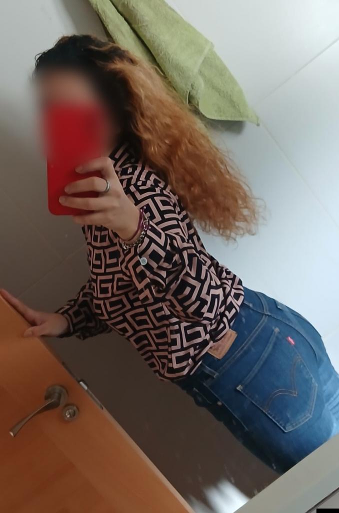 Chica busca chico en Almería: 