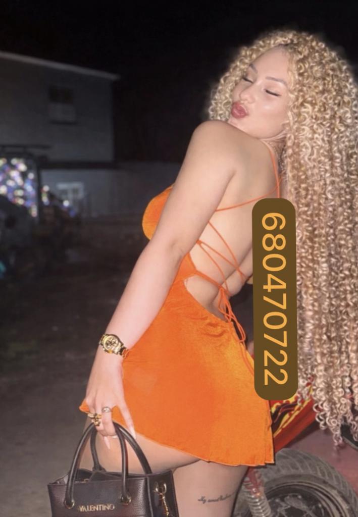 680470722: Chica busca chico en Huelva