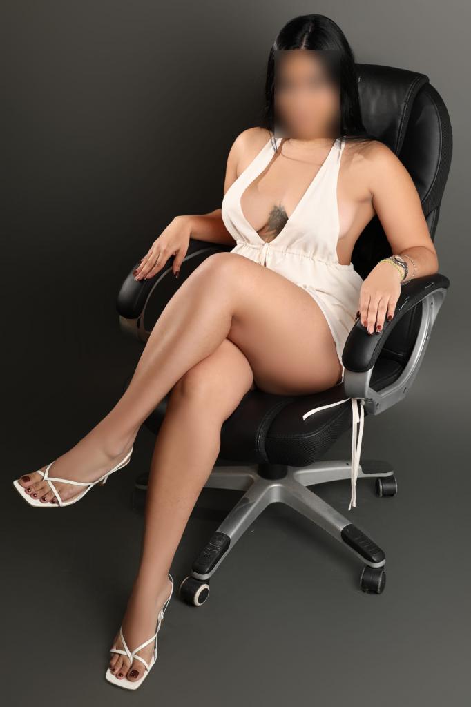 614893581: Chica busca chico en Toledo