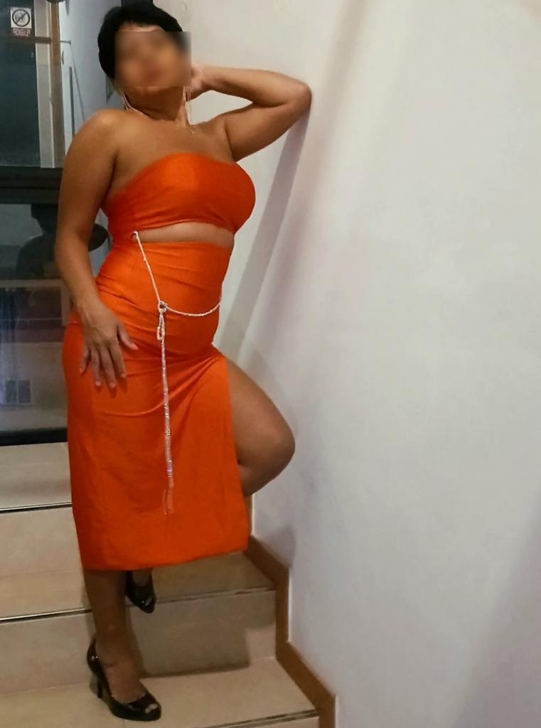 Chica busca chico en Tenerife: 