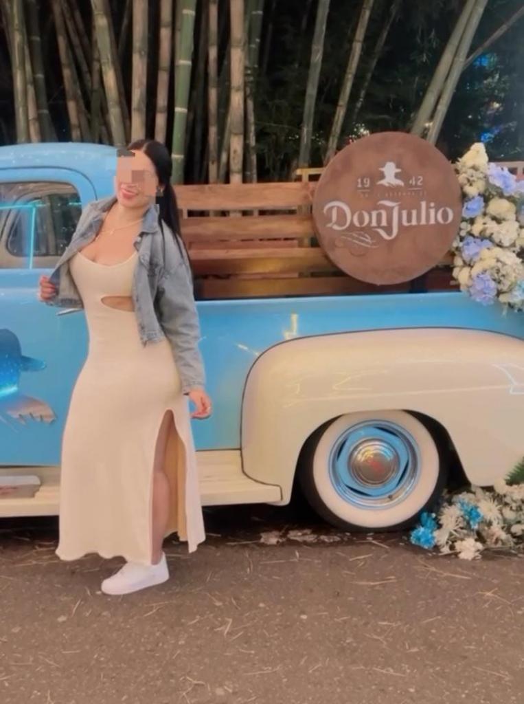 697329016: Chica busca chico en Málaga