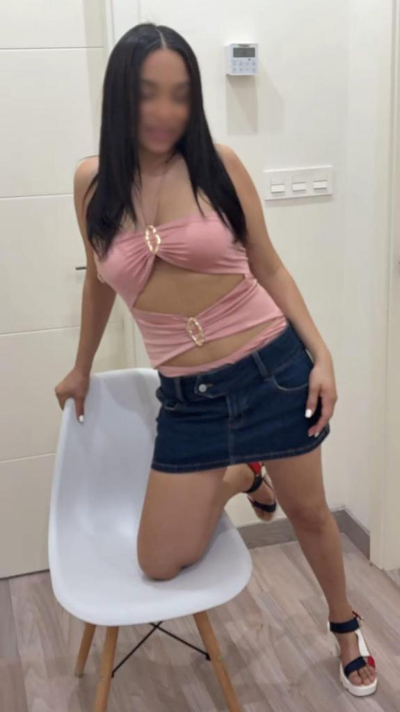 Chica busca chico en Granada: 