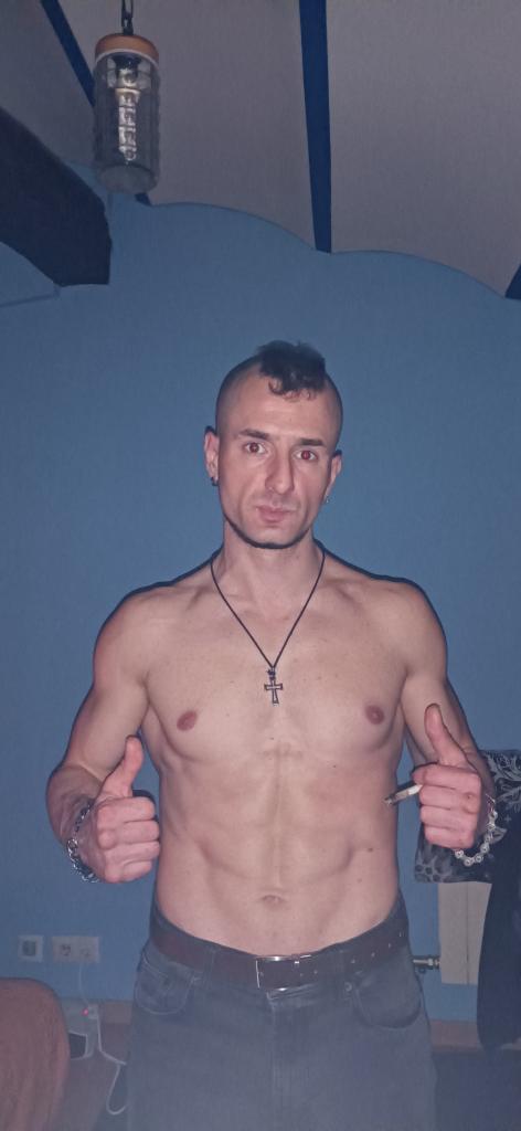 Chico busca chica en La Rioja: 