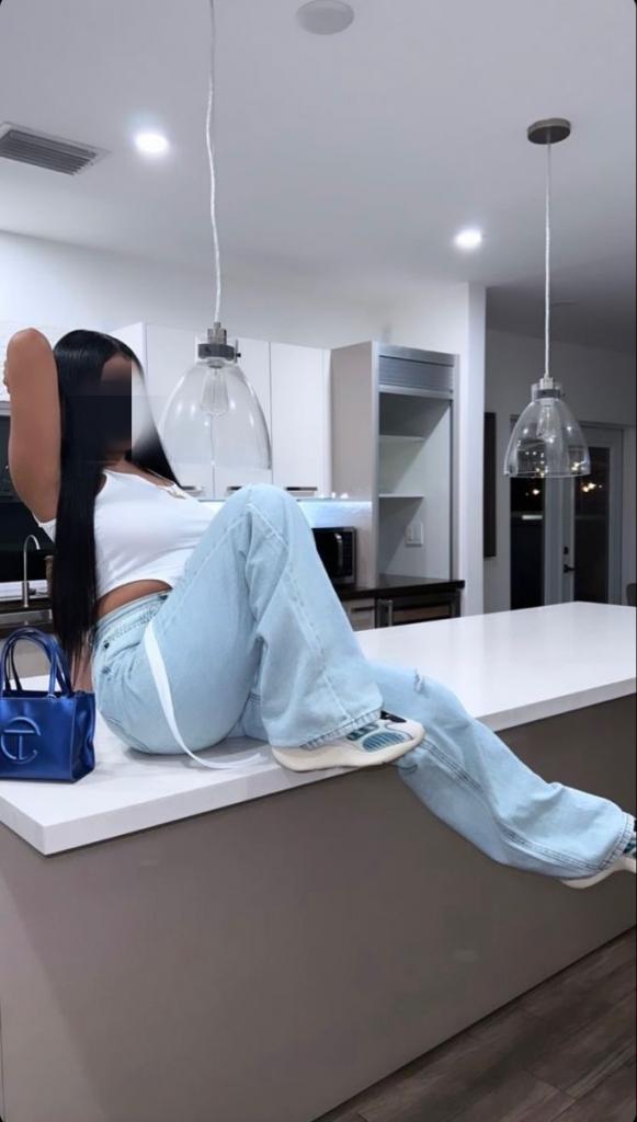 Chica busca chico en Mallorca: 