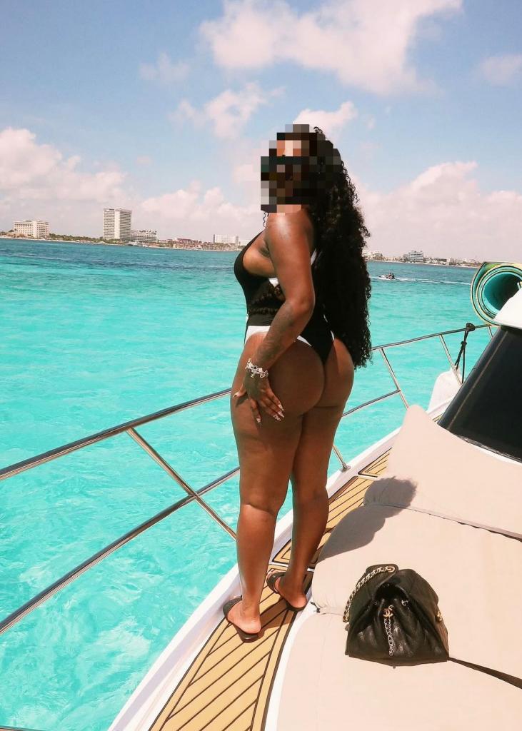 Chica busca chico en Barcelona: 