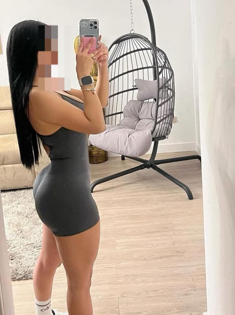 613181875: Chica busca chico en Málaga