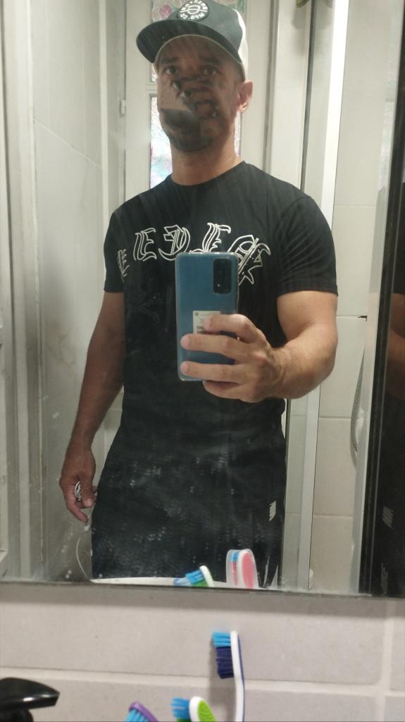 Chico busca chica en Alicante: 