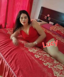 688001824: Chica busca chico en Barcelona