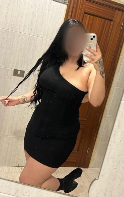 Chica busca chico en Almería: 
