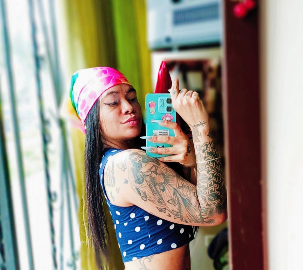 Chica busca chico en Tenerife: 