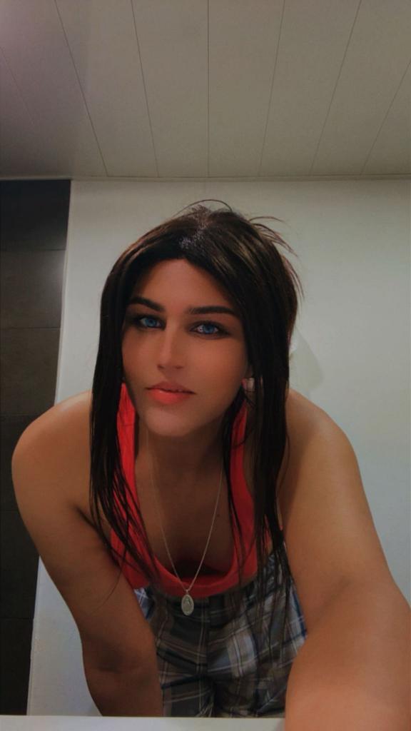 Chica busca chico en Barcelona: 