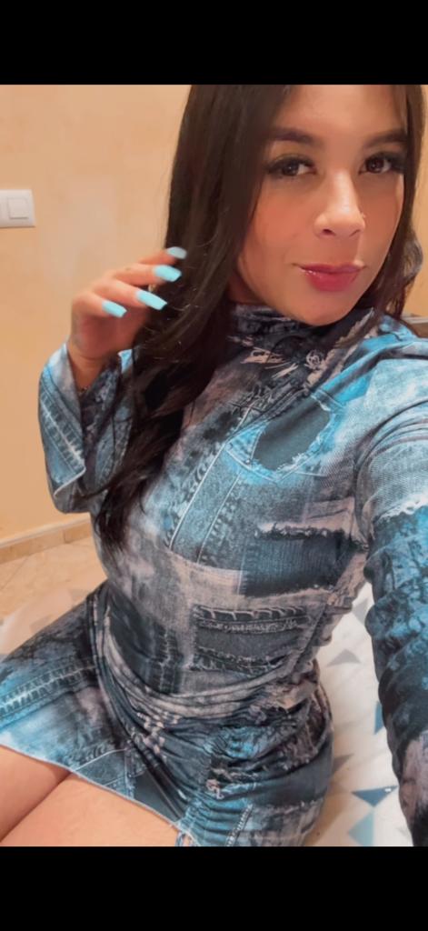 Chica busca chico en Cádiz: 