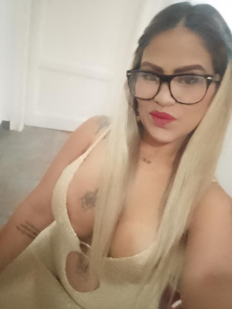 Chica busca chico en Barcelona: 