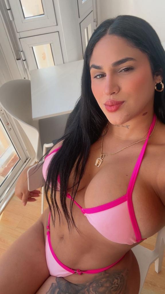 Chica busca chico en Barcelona: 