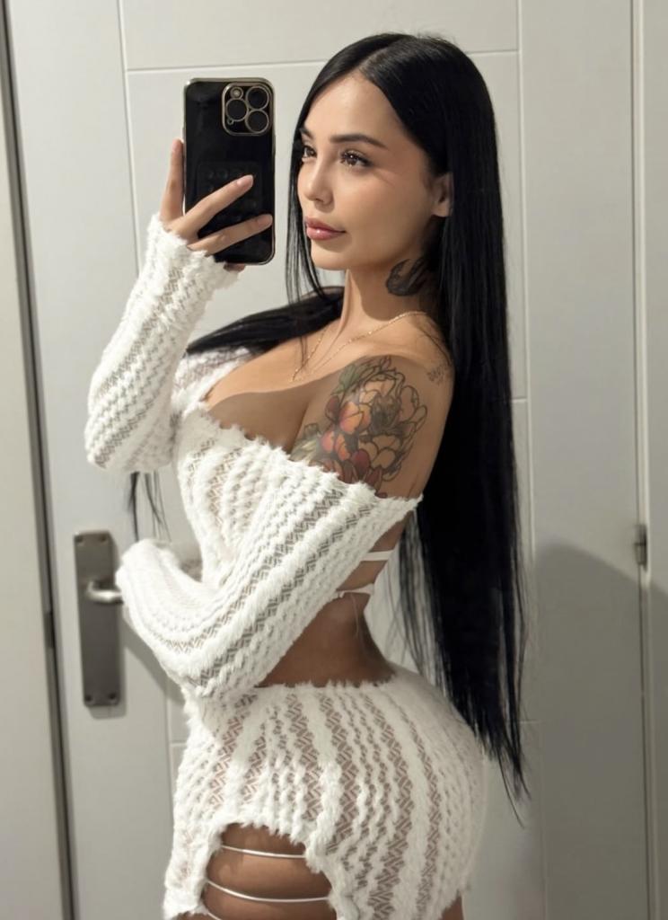 Chica busca chico en Cádiz: 