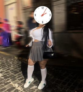 Chica busca chico en Barcelona: 