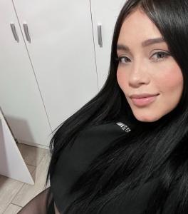 672874883: Chica busca chico en Málaga