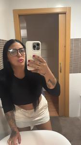 670828249: Chica busca chico en Castellón