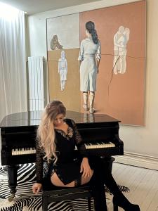 604364509: Transexual en Navarra